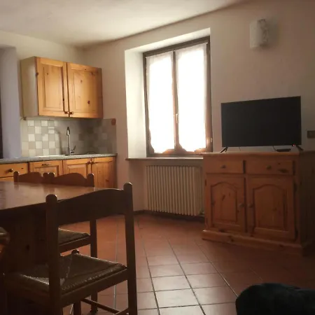 Casa Dolonne - A Un Passo Dallo Sci Courmayeur